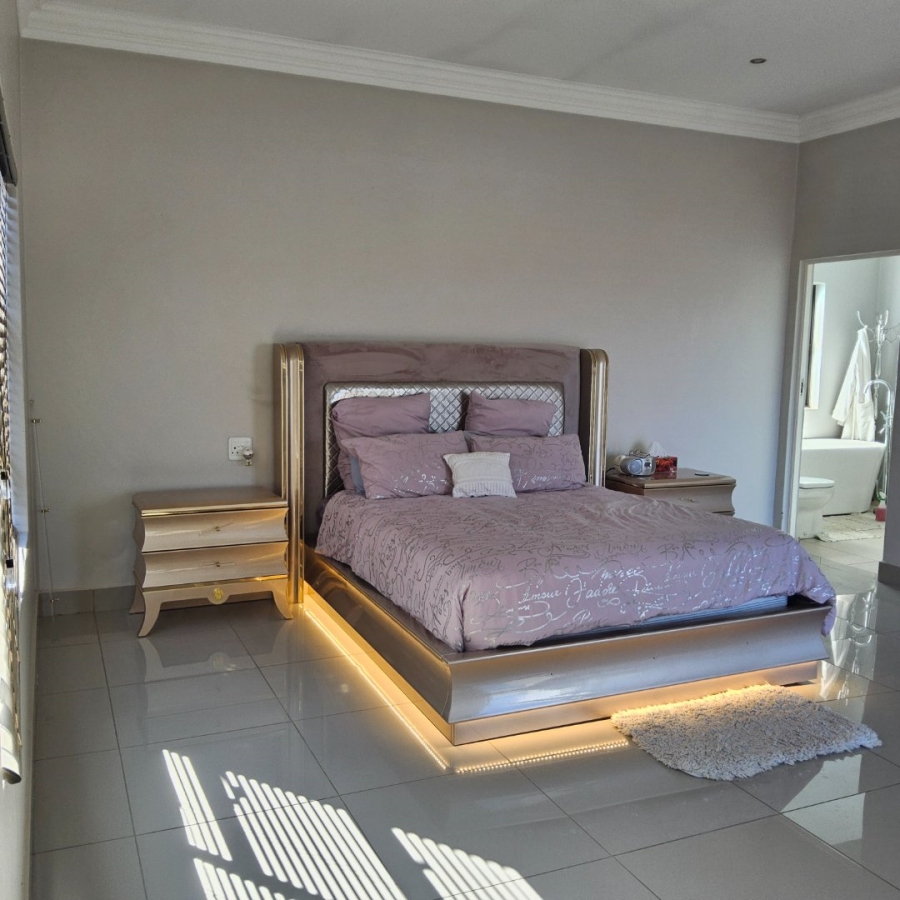 4 Bedroom Property for Sale in Wild Olive Estate Free State